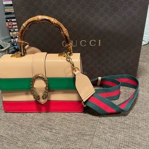 Dionysus large handle bamboo top bag crossbody new with out tags Italy purse